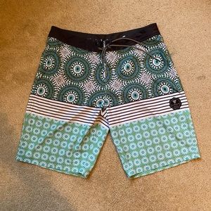 VISSLA swim trunks. Perfect condition